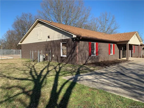 $374,900 | 114 Oakwood Avenue, Salisbury, NC 28146