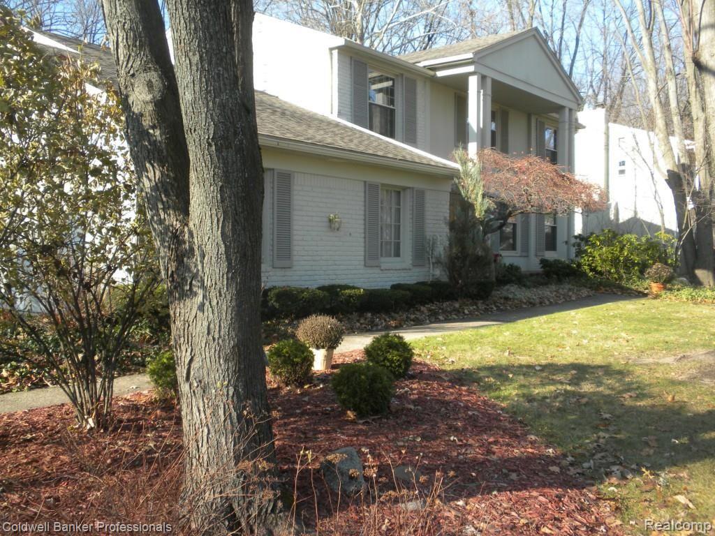 5210 Echo Road Bloomfield Hills, MI 48302 - Photo 10 of 30 DSCN5678.jpg