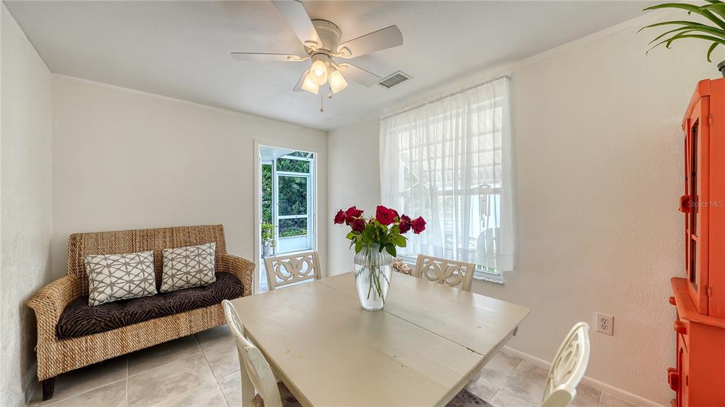 256 Eider Road Venice, FL 34293 - Photo 16 of 56 Gallery Image 16