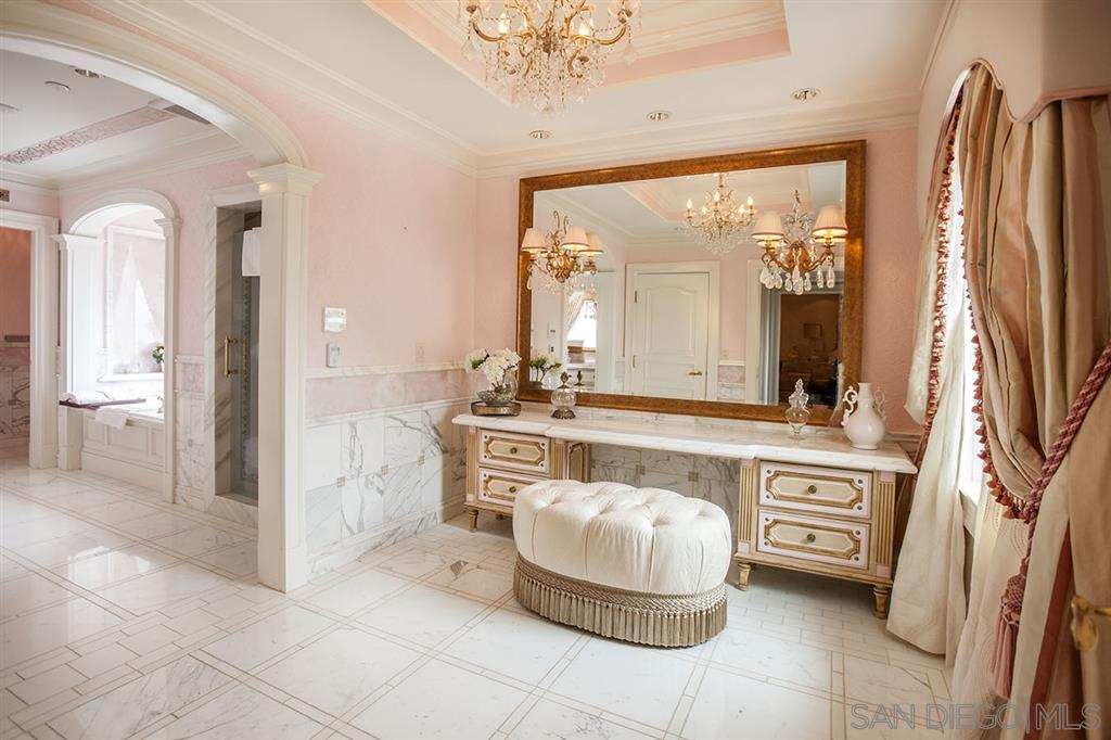 484 Prospect Street La Jolla, CA 92037 - Photo 17 of 24