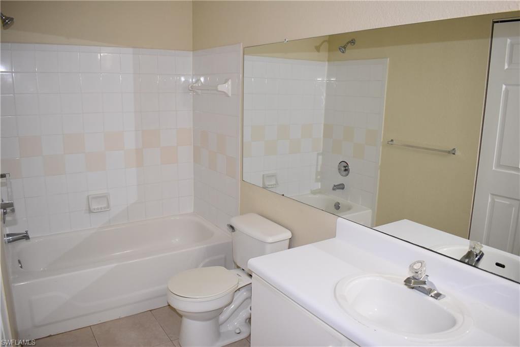 11571 Villa Grand, Unit 623 Fort Myers, FL 33913 - Photo 8 of 13