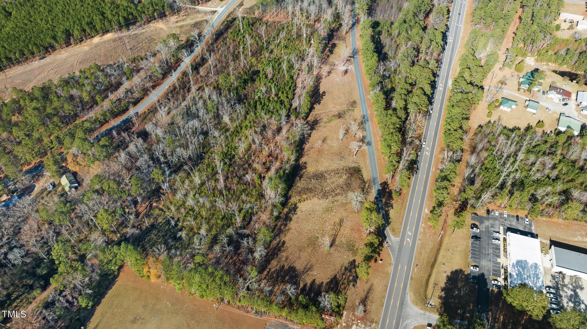 424 Legion Hut Road Carthage, NC 28327 - Photo 5 of 15 4-web-or-mls-DJI_0169