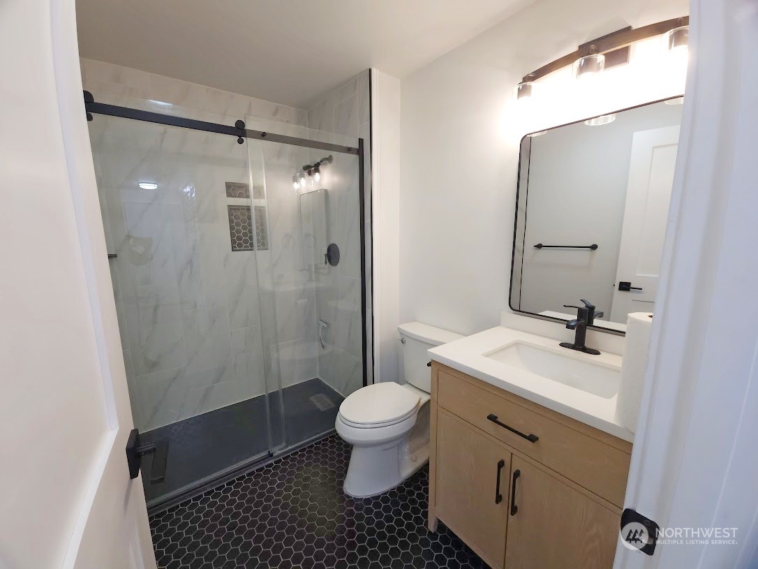 3600 Narrows View Lane Northeast, Unit 201 Bremerton, WA 98310 - Photo 14 of 20