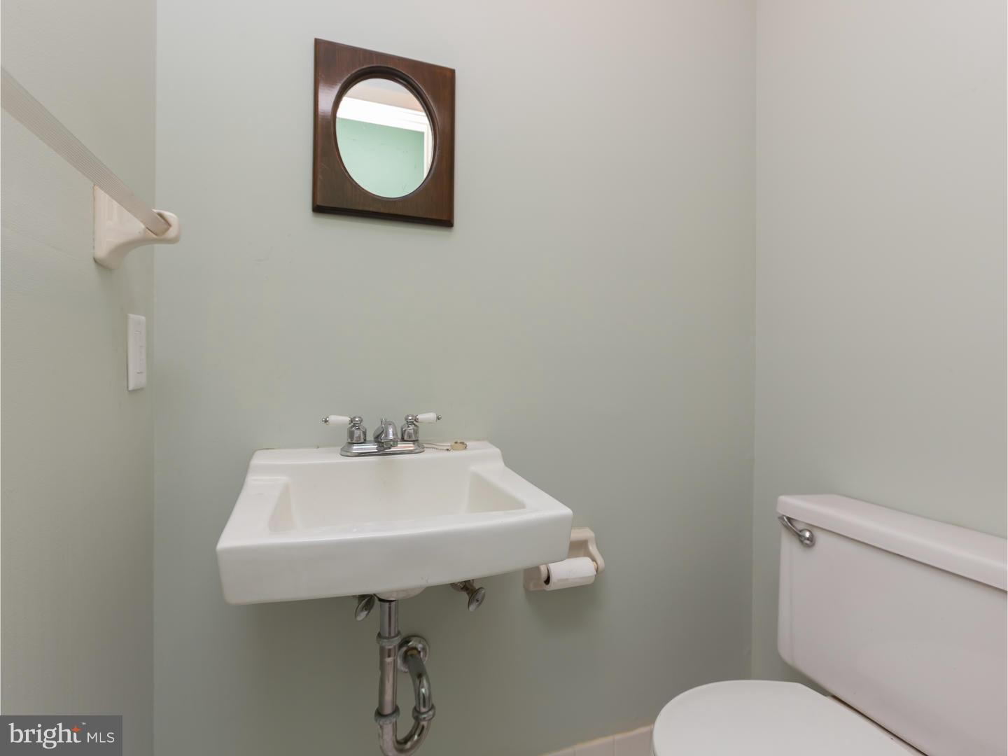 849-ab Ellston Road Aston, PA 19014 - Photo 7 of 18 Bathroom