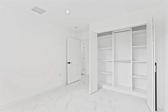 $1,650,000 | 20500 Highland Lakes Boulevard, Miami, FL 33179