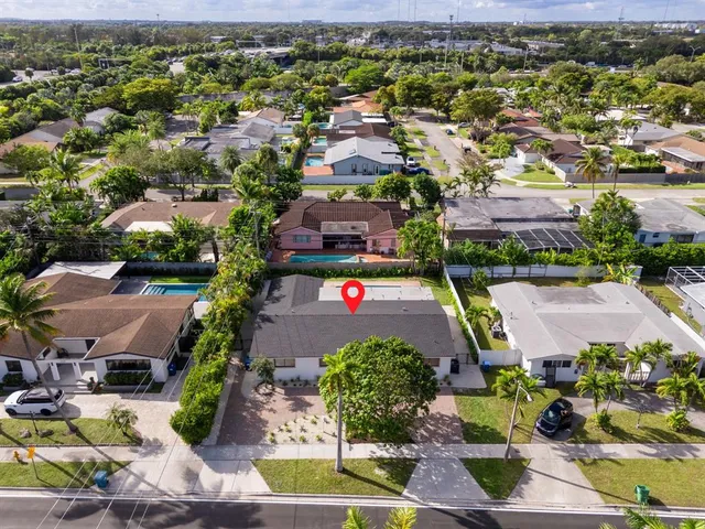 $1,540,000 | 20500 Highland Lakes Boulevard, Miami, FL 33179