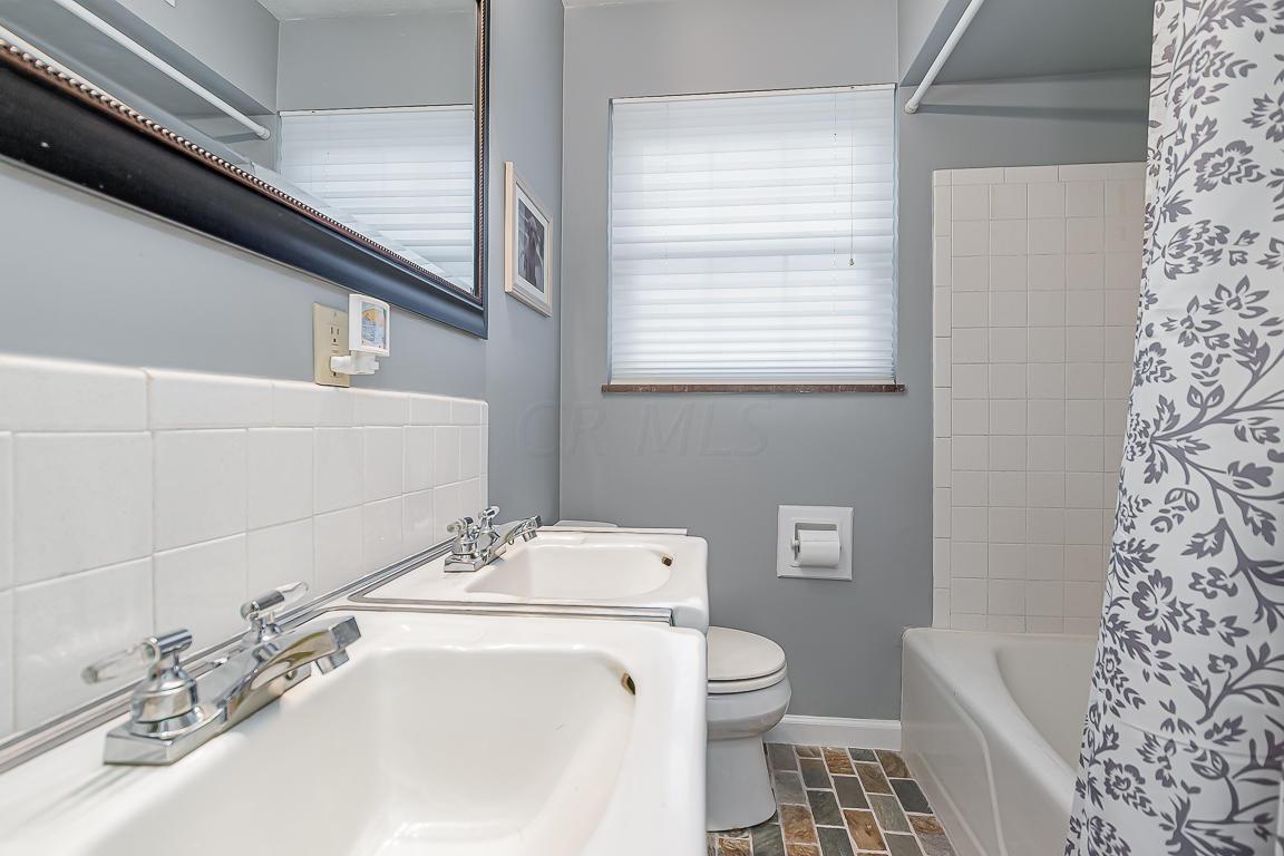 2559 Woodley Road Columbus, OH 43231 - Photo 17 of 23 Gallery Image 17