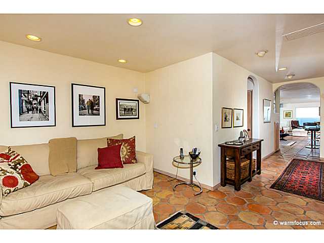 1062 Neptune Avenue Encinitas, CA 92024 - Photo 11 of 23