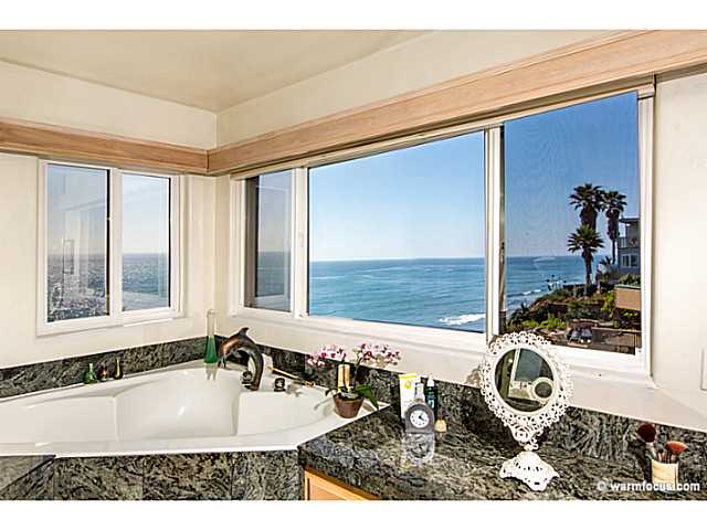 1062 Neptune Avenue Encinitas, CA 92024 - Photo 15 of 23