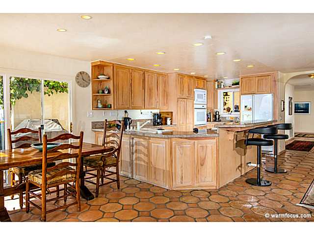 1062 Neptune Avenue Encinitas, CA 92024 - Photo 4 of 23