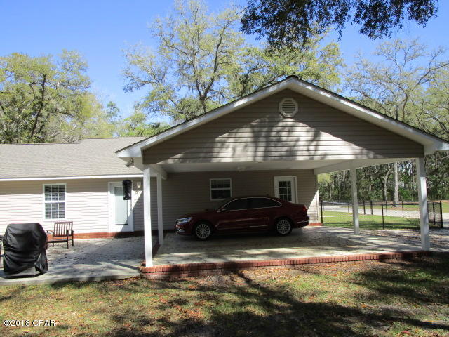 12751 Northwest Bird Pond Road Bristol, FL 32321 - Photo 5 of 31 Gallery Image 5