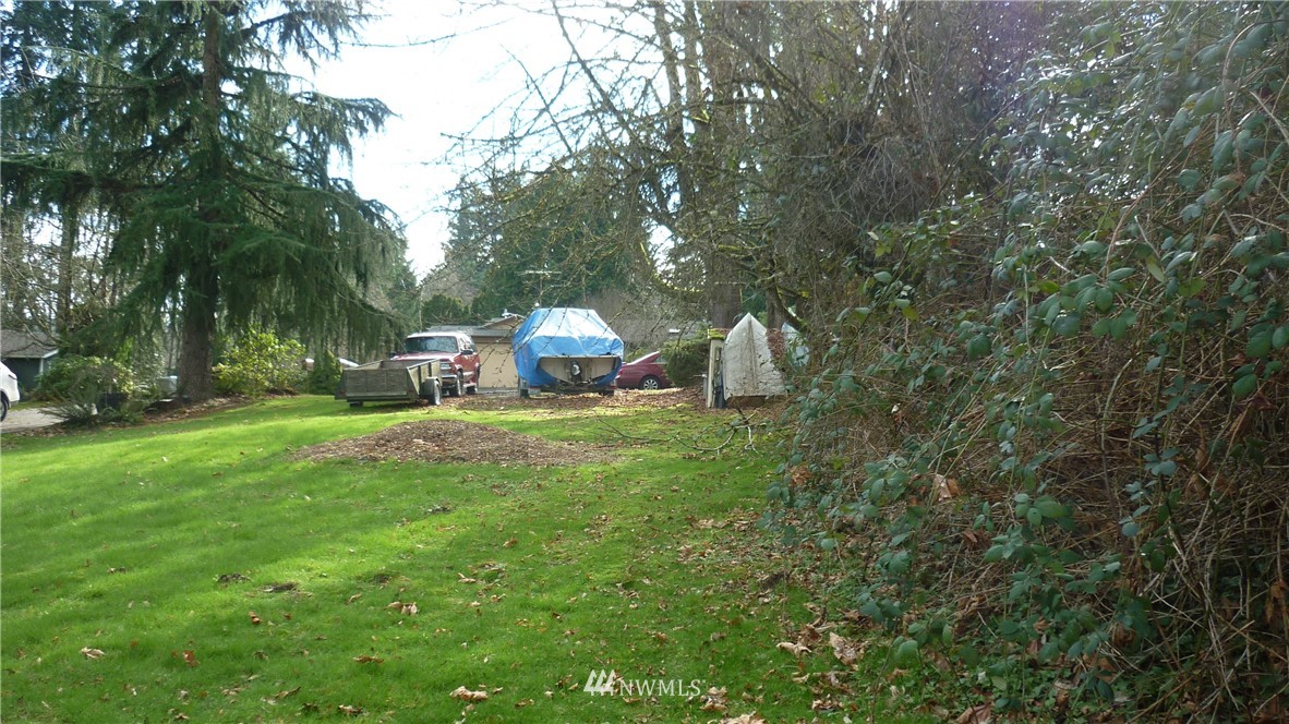 14318 Southeast 100th Place Renton, WA 98059 - Photo 4 of 6 Gallery Image 4