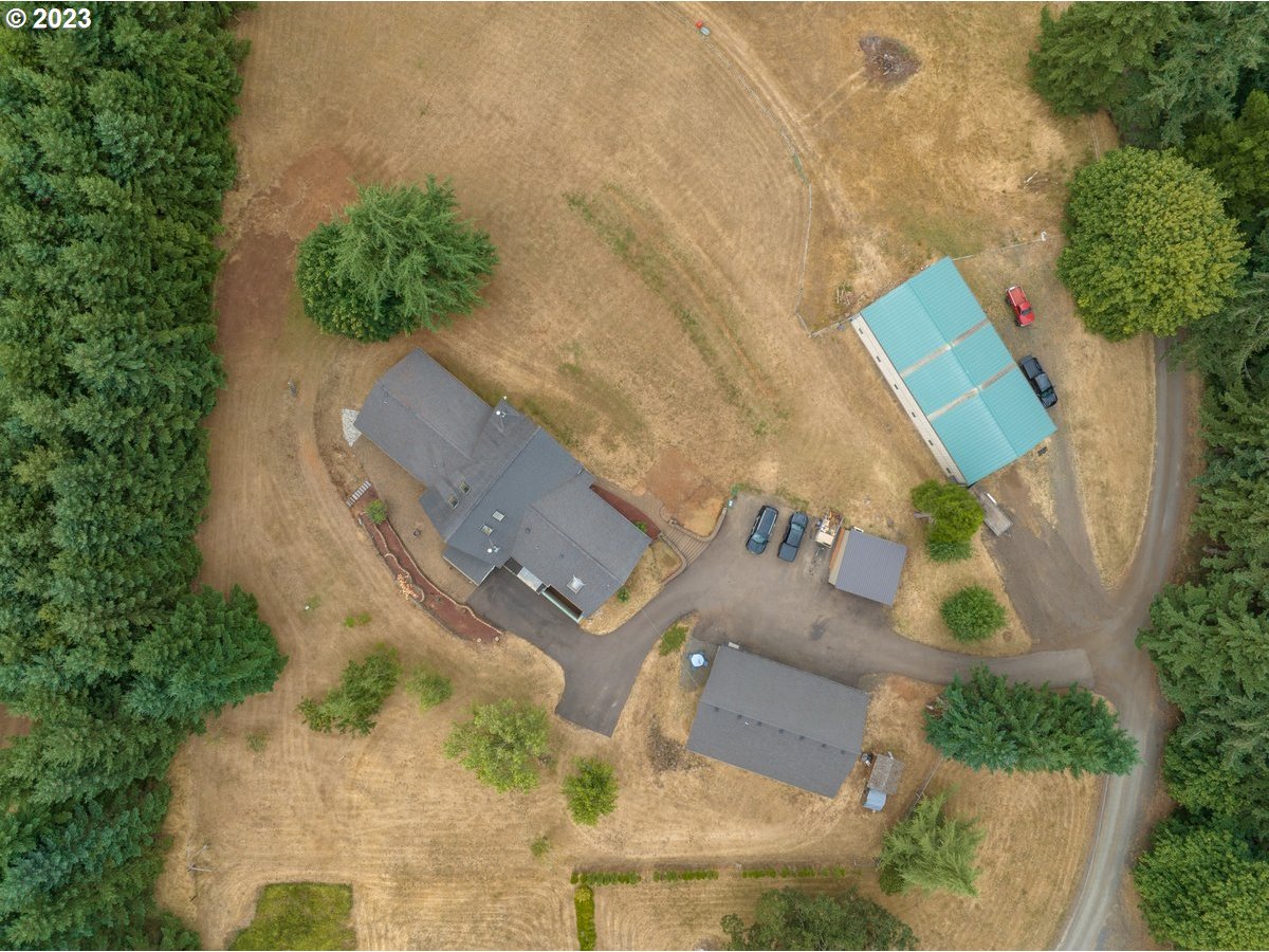 37917 Ridgetop Drive Lebanon, OR 97355 - Photo 39 of 41 Gallery Image 39