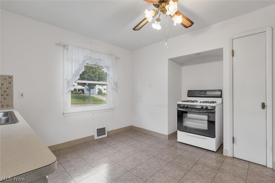 4326 Roadoan Road Brooklyn, OH 44144 - Photo 13 of 31