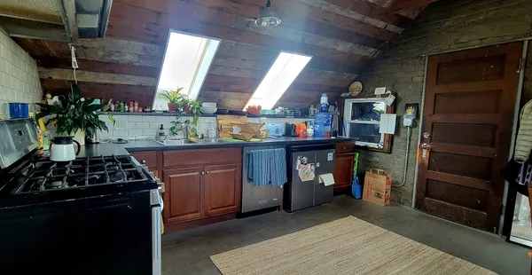 $1,300 | 3213 South Lituanica Avenue, Unit 4F, Chicago, IL 60608
