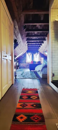 $1,300 | 3213 South Lituanica Avenue, Unit 4F, Chicago, IL 60608