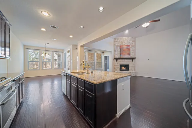 $3,350 | 8115 Spreadwing Street, Conroe, TX 77385