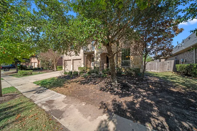$3,350 | 8115 Spreadwing Street, Conroe, TX 77385