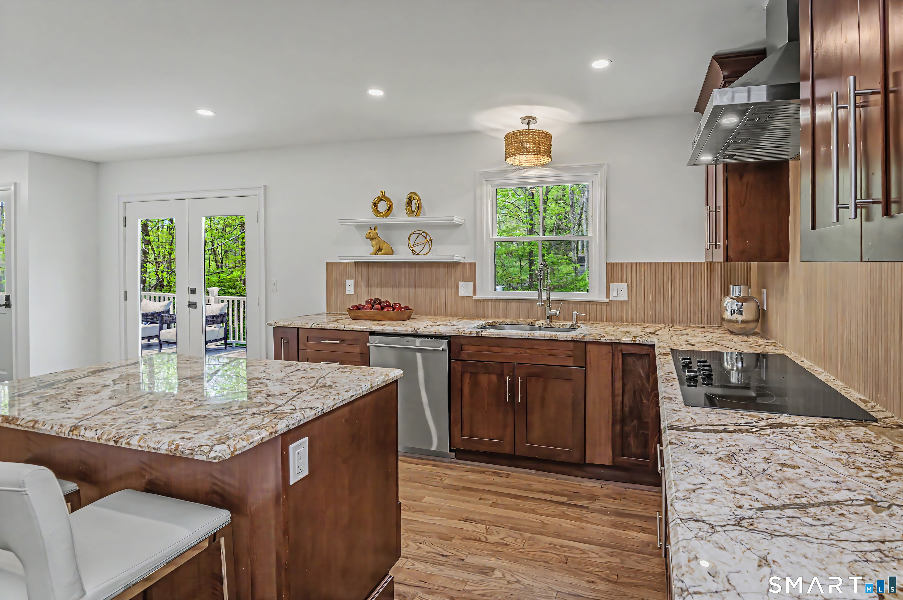 131 Fieldcrest Drive Ridgefield, CT 06877 - Photo 8 of 30