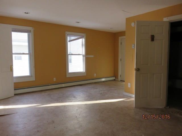 135 Pool Street Biddeford, ME 04005 - Photo 17 of 34 dining area unit 2