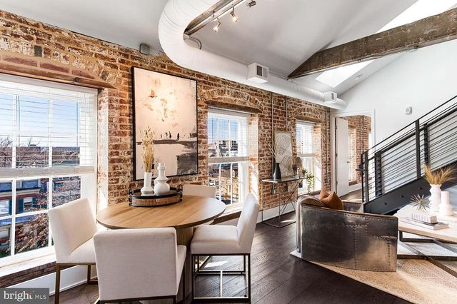 $1,010,000 | 515 North Washington Street, Unit 402, Alexandria, VA 22314