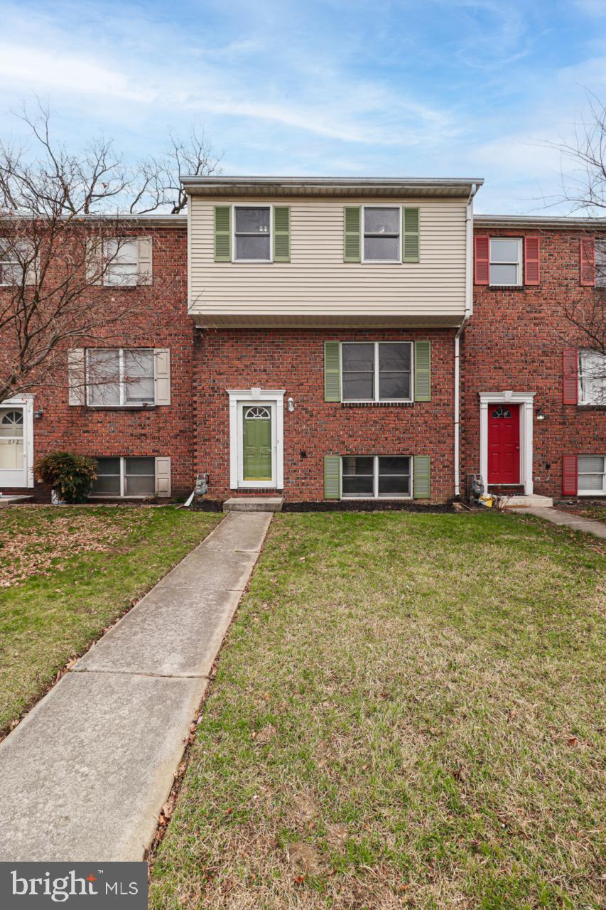 614 Eichelberger Street Hanover, PA 17331 - Photo 2 of 36 a front view of house with yard