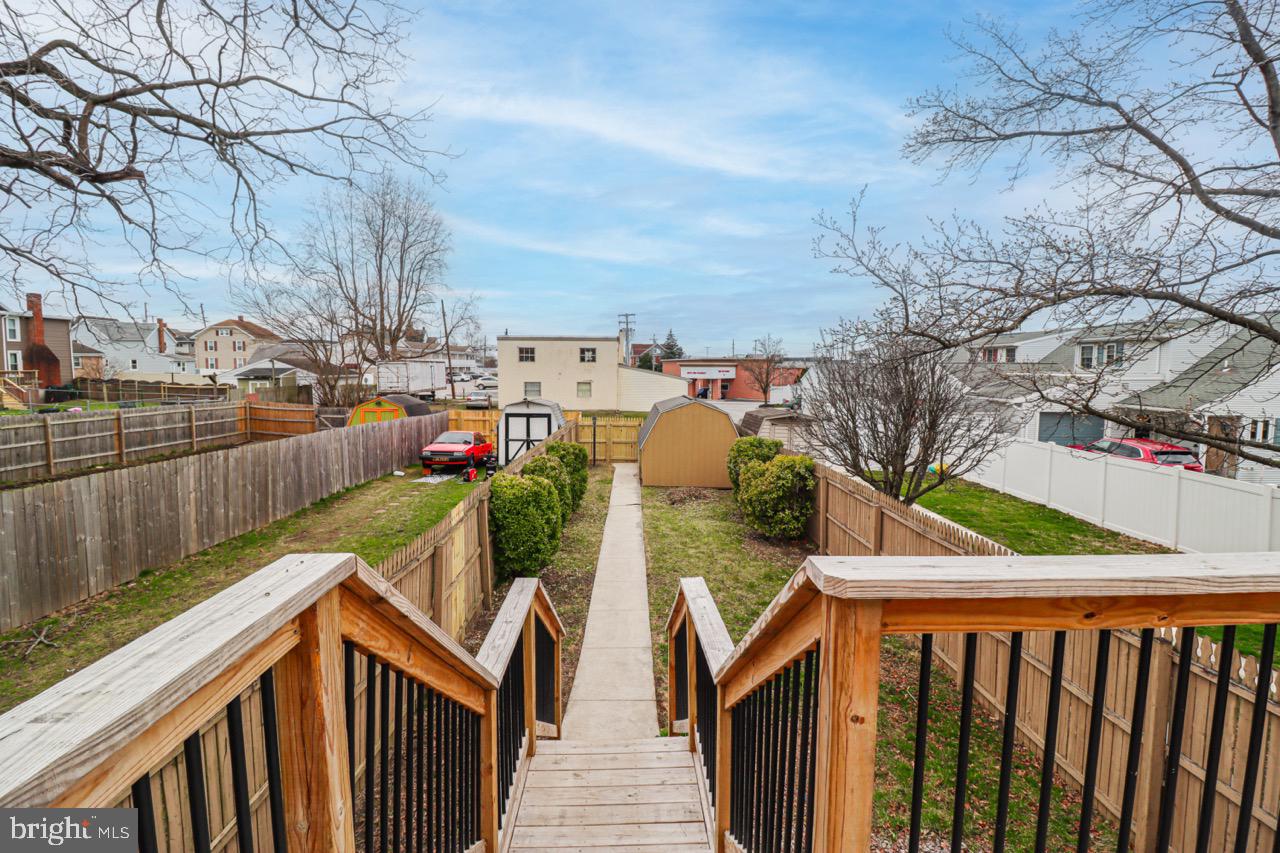 614 Eichelberger Street Hanover, PA 17331 - Photo 29 of 36 a view of a balcony and yard