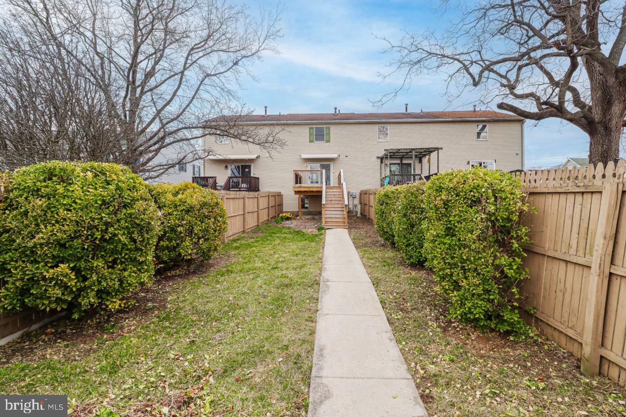 614 Eichelberger Street Hanover, PA 17331 - Photo 31 of 36 front view of a house with a yard