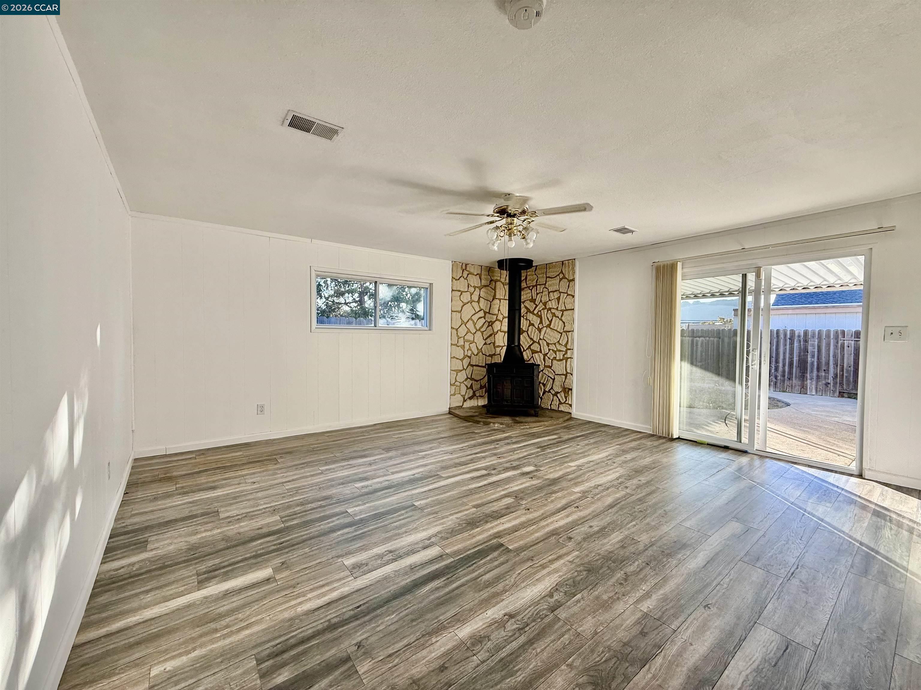 2808 Ruff Avenue Pinole, CA 94564 - Photo 7 of 15 Gallery Image 7