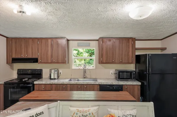$235,000 | 8360 Brickyard Road, Powell, TN 37849
