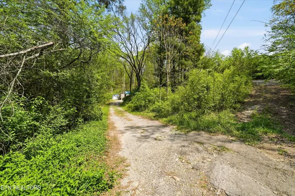 $235,000 | 8360 Brickyard Road, Powell, TN 37849