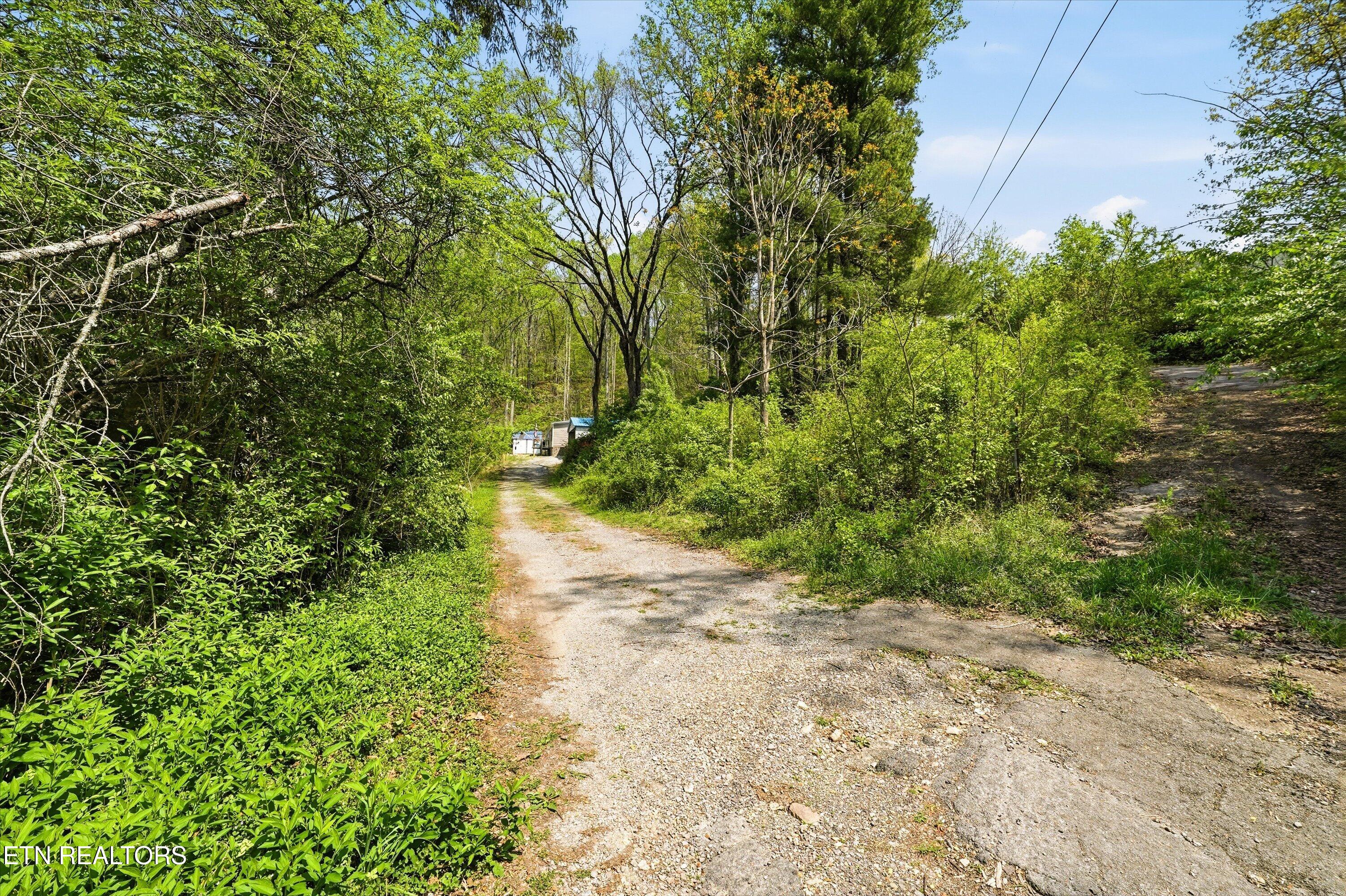 8360 Brickyard Road Powell, TN 37849 - Photo 28 of 30 25-8360 Brickyard Rd 25