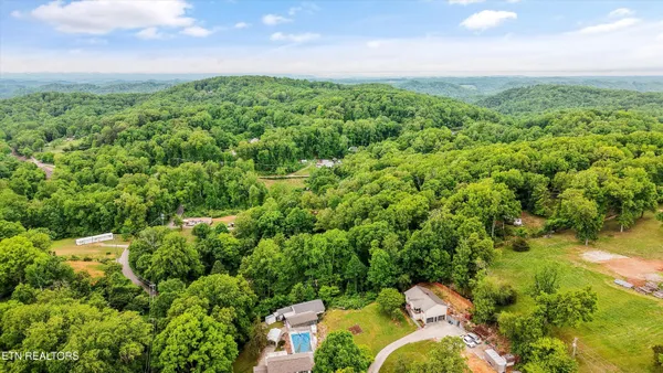 $235,000 | 8360 Brickyard Road, Powell, TN 37849