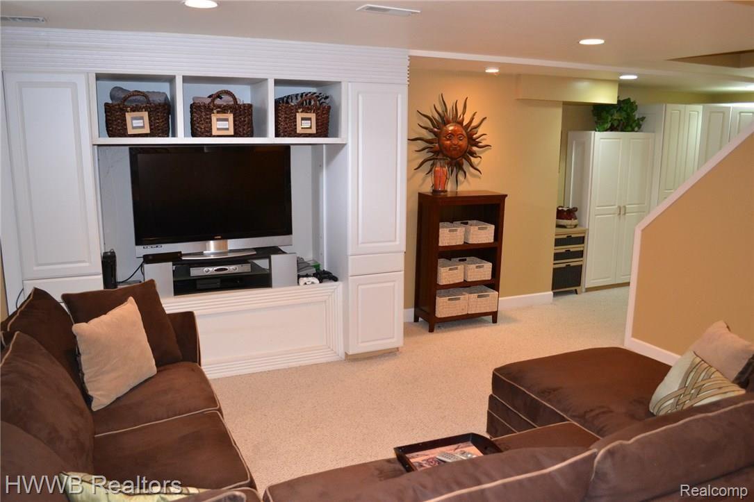 1789 Ring Neck Drive Rochester, MI 48307 - Photo 29 of 36 29-Basement.JPG