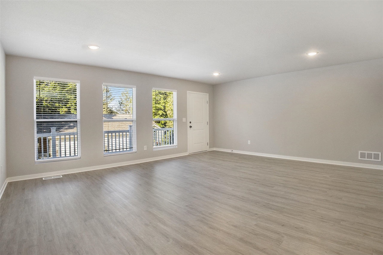 17539 Beechwood Lane Spring Lake, MI 49456 - Photo 9 of 25