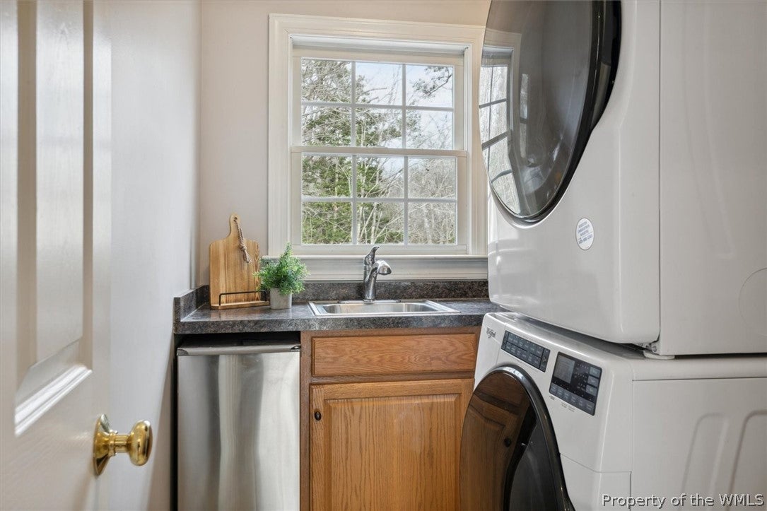 3161 Ridge Drive Toano, VA 23168 - Photo 10 of 50 Gallery Image 10
