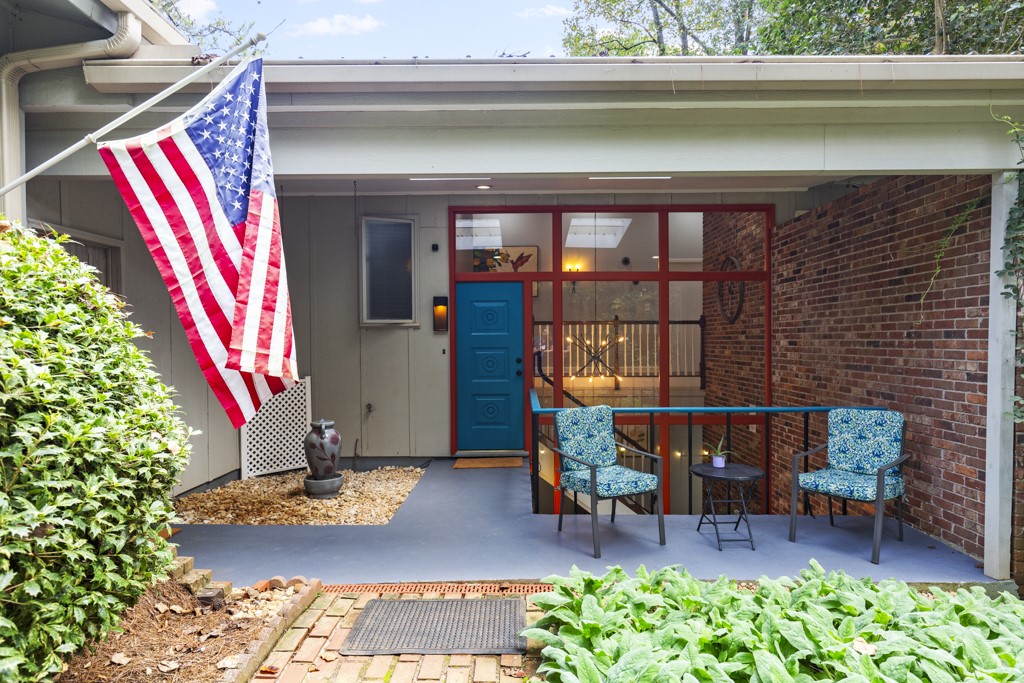 98 Daleview Circle Clemson, SC 29631 - Photo 2 of 47