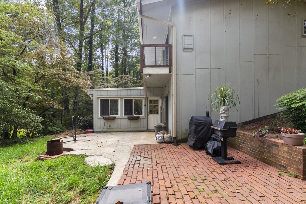 98 Daleview Circle Clemson, SC 29631 - Photo 36 of 47