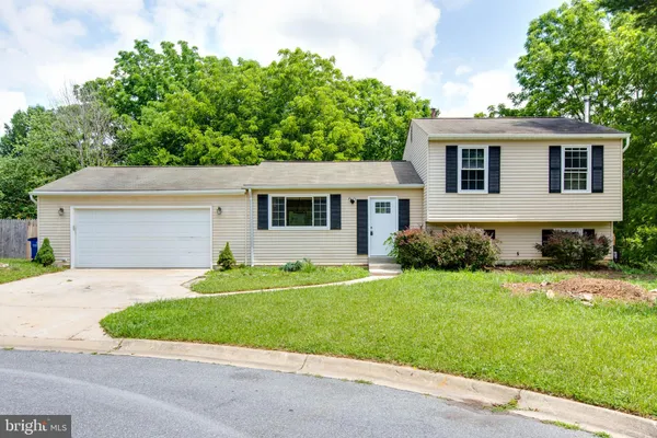$579,900 | 10301 Bloom Drive, Damascus, MD 20872