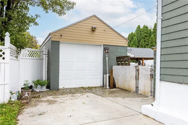 $390,000 | 85 Winthrop Avenue, Providence, RI 02908