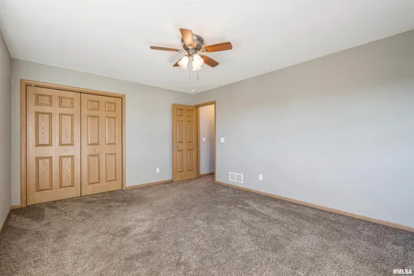 $204,900 | 1992 Golden Eagle Drive, Dubuque, IA 52001