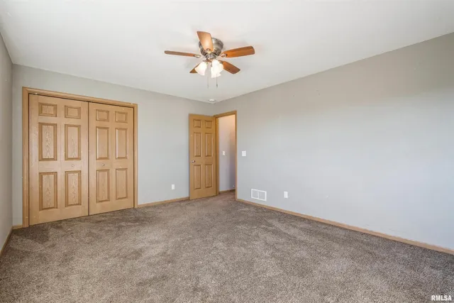 $204,900 | 1992 Golden Eagle Drive, Dubuque, IA 52001