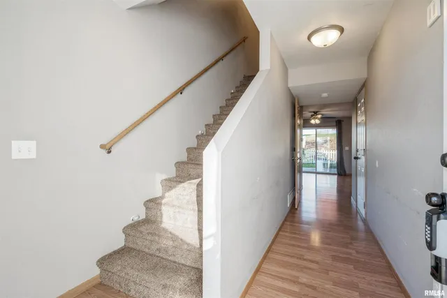 $204,900 | 1992 Golden Eagle Drive, Dubuque, IA 52001