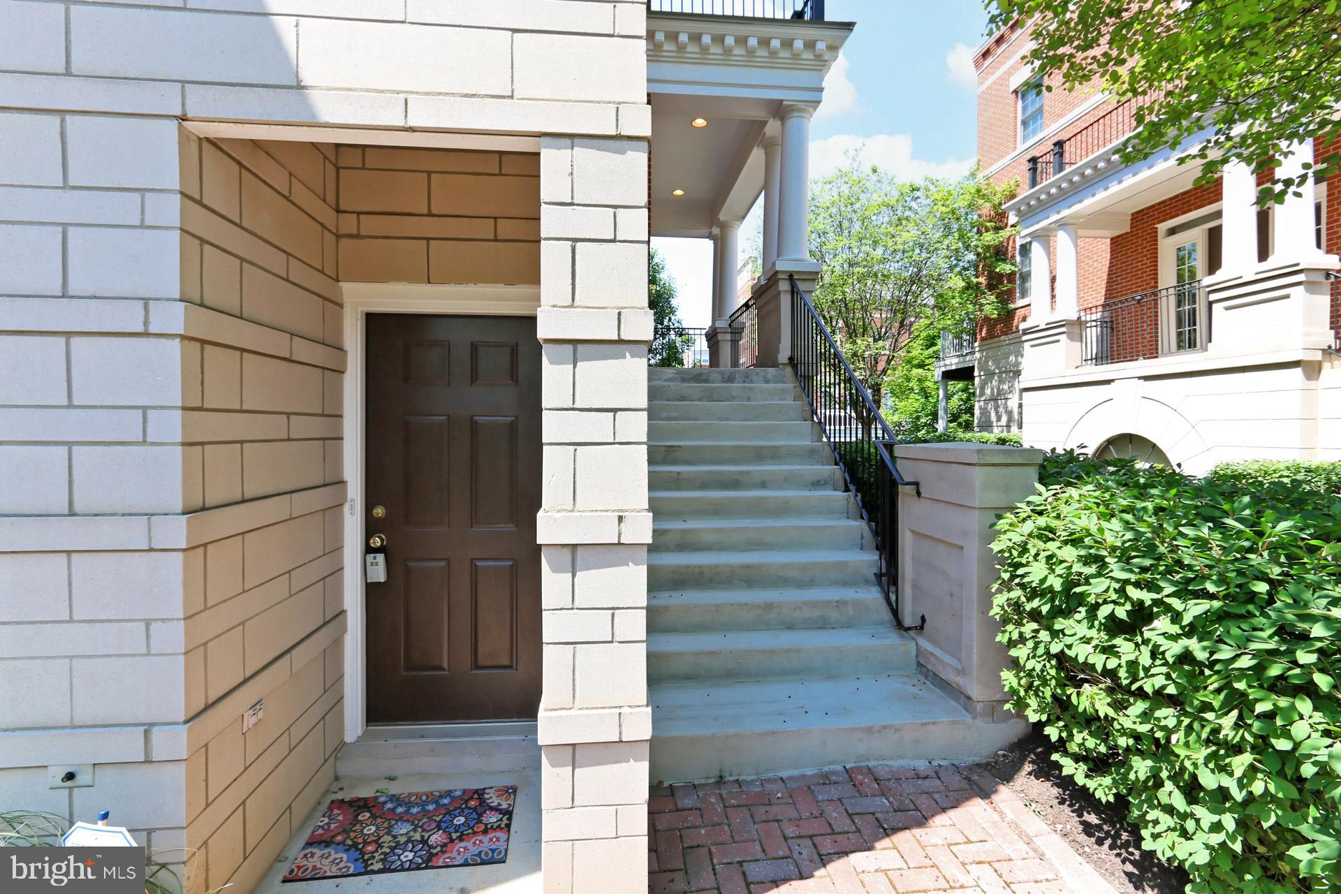12131 Chancery Station Circle Reston, VA 20190 - Photo 3 of 66 Side entry