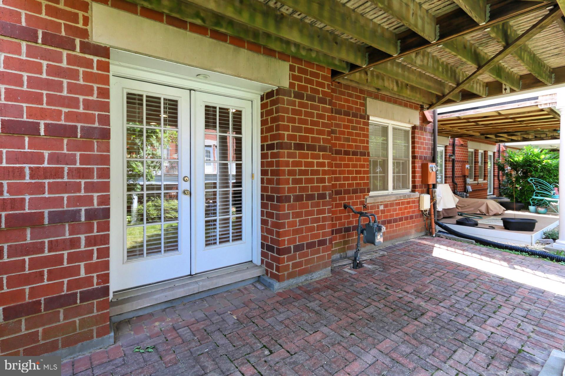 12131 Chancery Station Circle Reston, VA 20190 - Photo 54 of 66 Walkout lower level to another deck