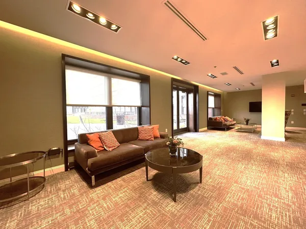 $3,100 | 102 Christopher Columbus Drive, Unit 302, Jersey City, NJ 07302