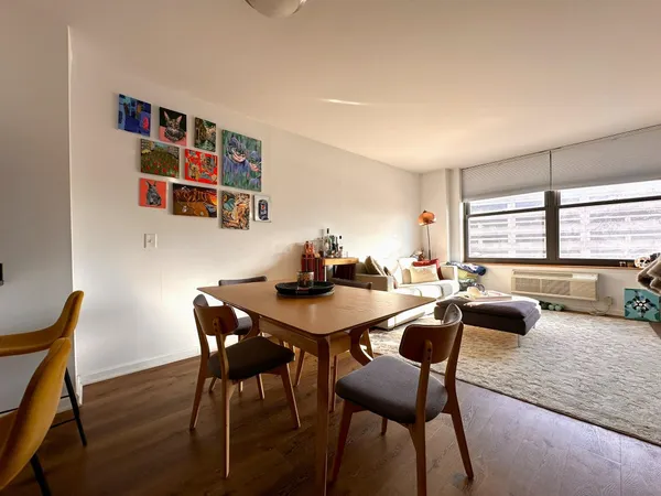 $3,100 | 102 Christopher Columbus Drive, Unit 302, Jersey City, NJ 07302