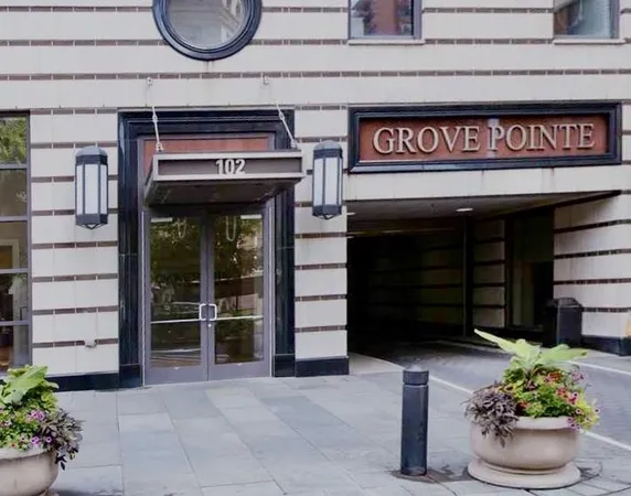 $3,100 | 102 Christopher Columbus Drive, Unit 302, Jersey City, NJ 07302