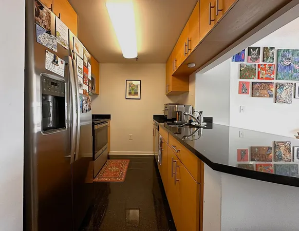 $3,100 | 102 Christopher Columbus Drive, Unit 302, Jersey City, NJ 07302