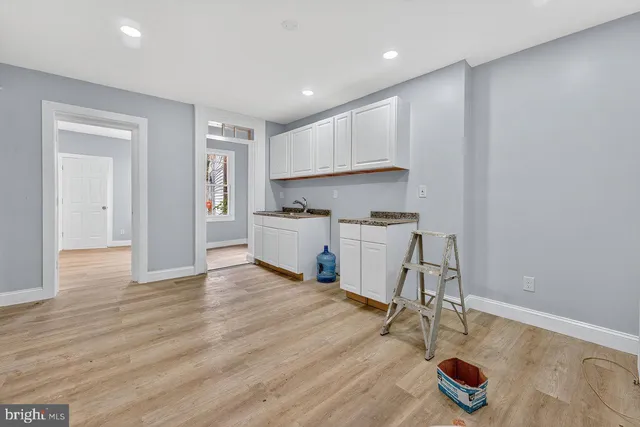 $1,700 | 11 North Willow Street, Unit 1, Trenton, NJ 08608